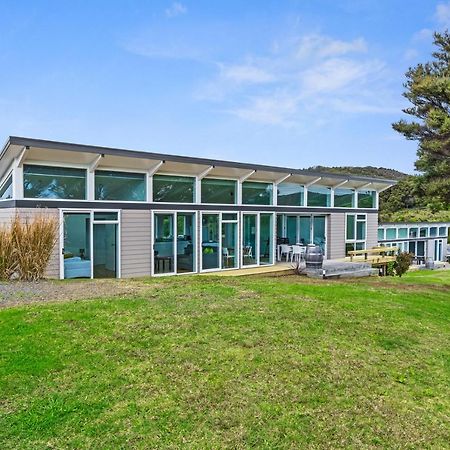 Paroa Bay Chalets - Te Whare Tui Russell Exterior photo