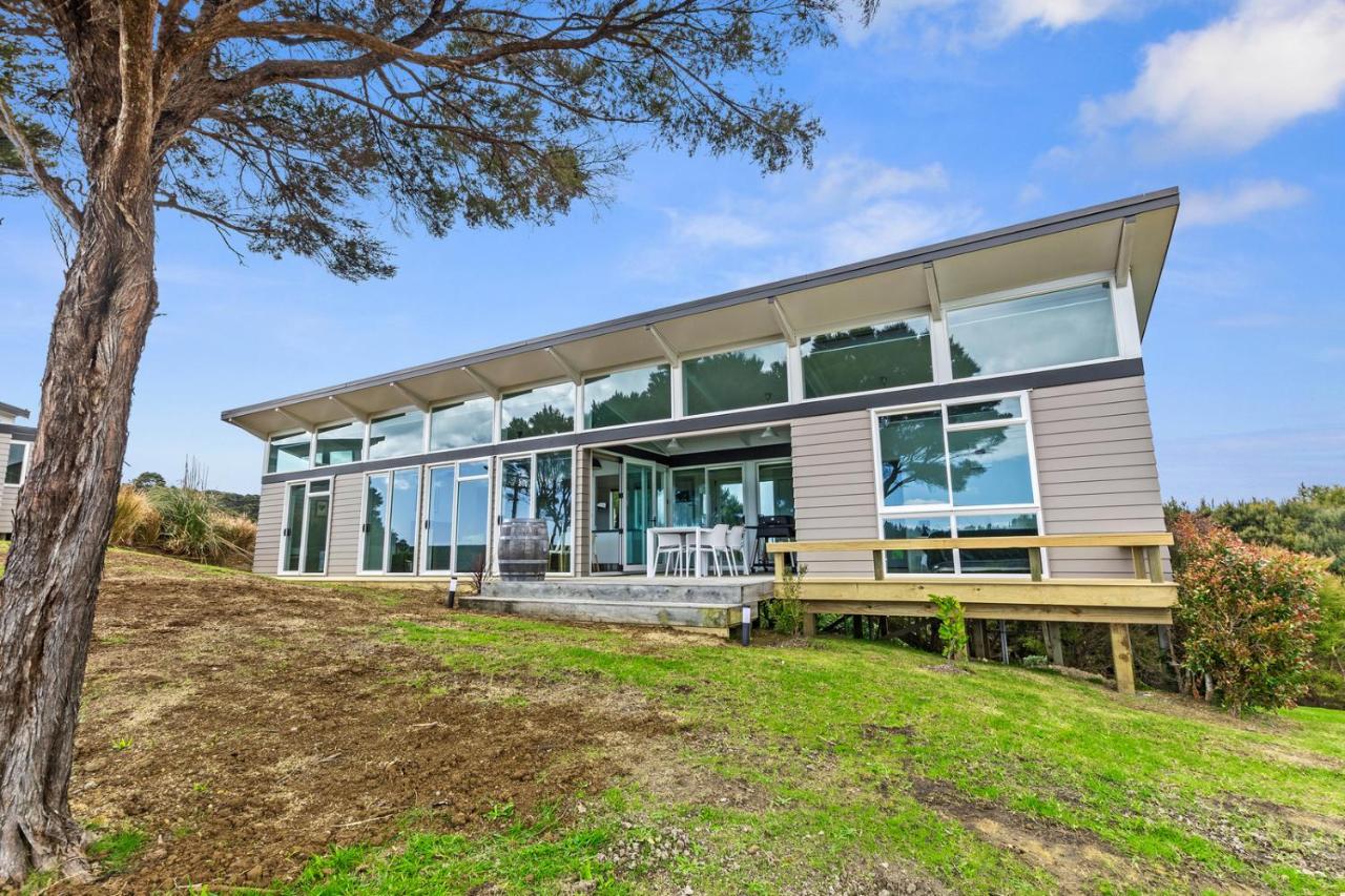 Paroa Bay Chalets - Te Whare Tui Russell Exterior photo